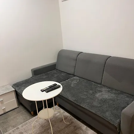 Apartment Centrum Leyla 8